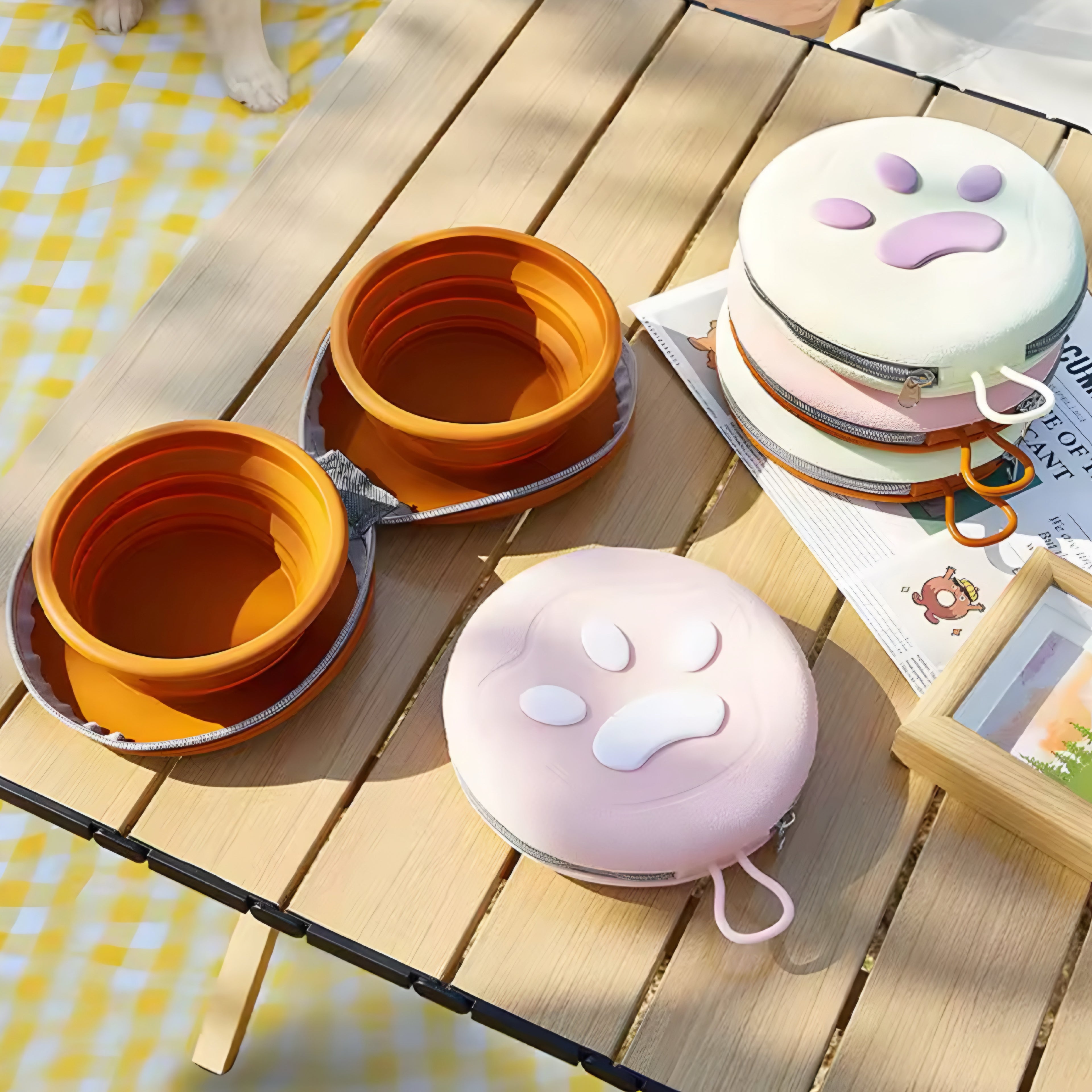 2-in-1 Foldable Silicone Dog Bowl — Portable Travel Feeding Solution