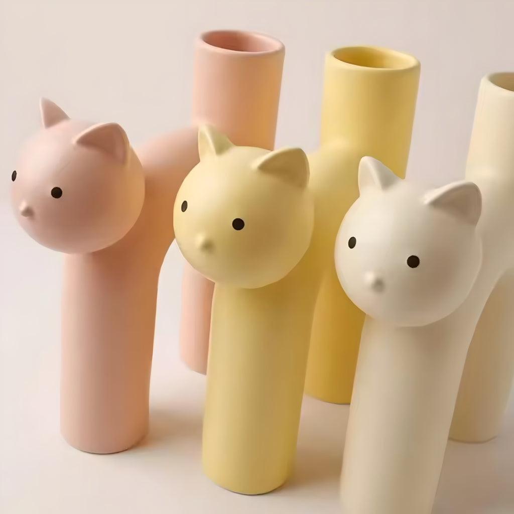U-Shape Cartoon Cat Vase — Cute Ceramic Decor for a Modern, Cozy Home