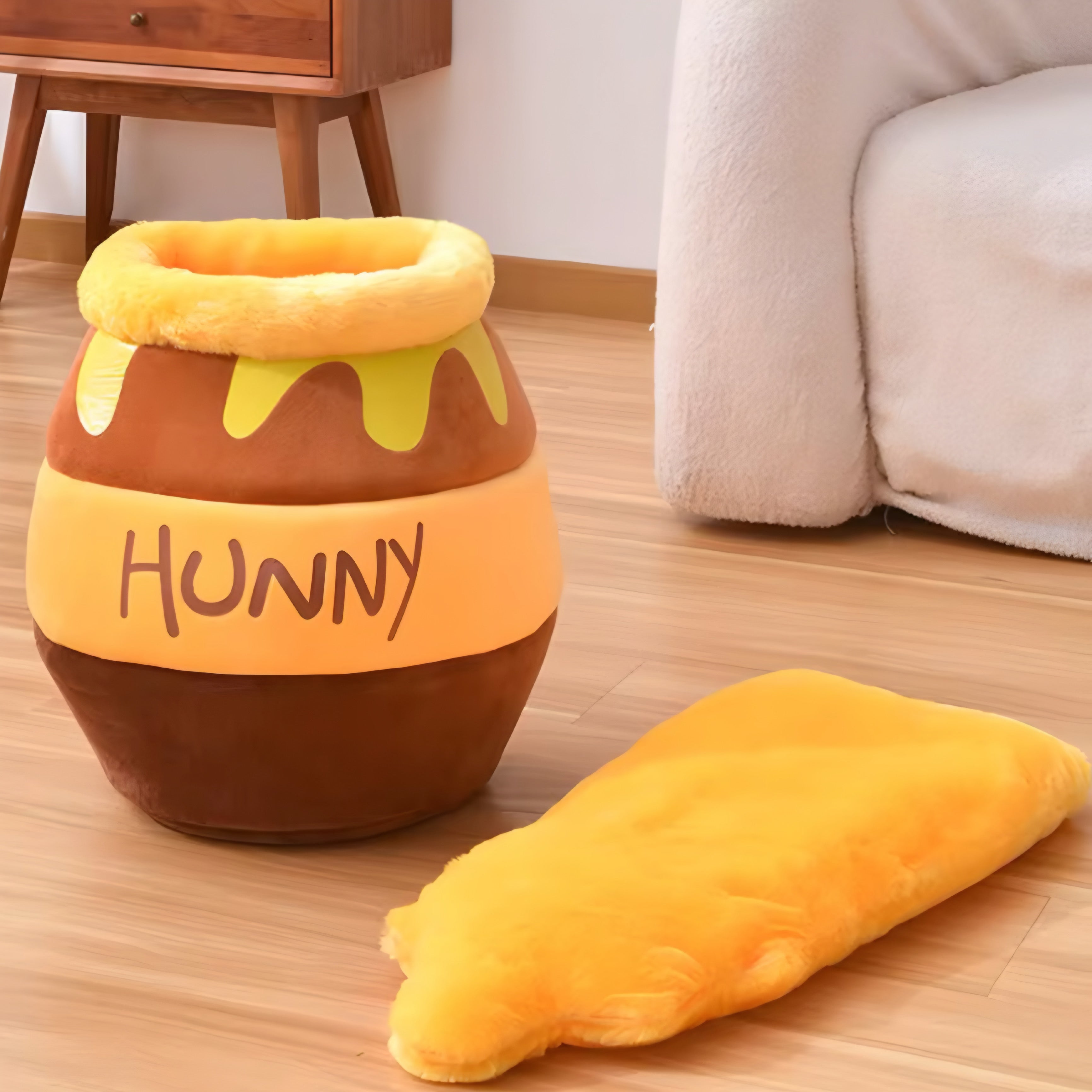 Honey Jar Cat Bed — Cozy, Cute & Irresistible
